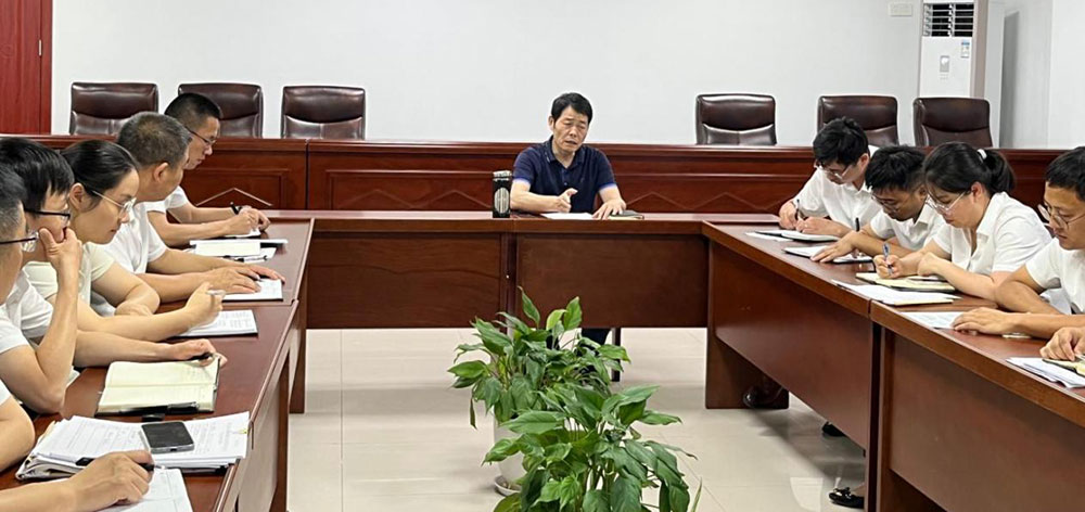 城建投公司召開全體員工大會(huì)暨安全生產(chǎn)、保密工作會(huì)議?
